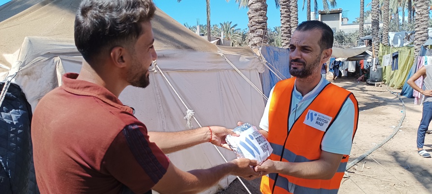 Giving sadaqah last 10 days of ramadan