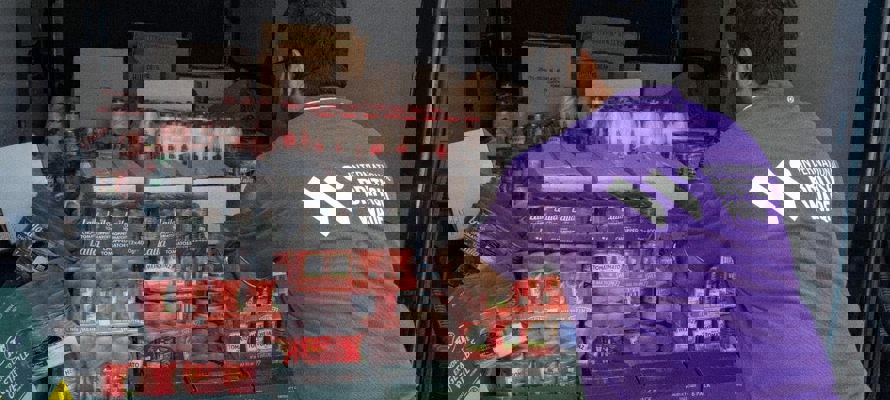 Distribution of food parcels in England